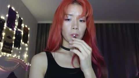 EveEva online show from 01/03/25, 10:29