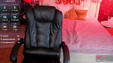  F R A U  online show from 03/08/25, 07:05