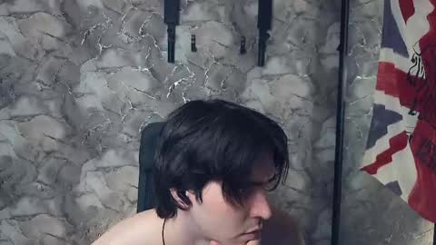 Keanu online show from 04/15/26, 10:22