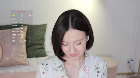 Essie  online show from 02/13/25, 10:12