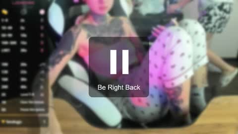 Snapshot of _feralberry__ chatting on 12/04/24, 02:42 Alis online show from 12/04/24, 02:42