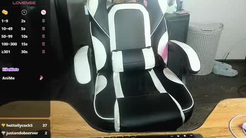 Snapshot of _feralberry__ chatting on 12/05/24, 10:12 Alis online show from 12/05/24, 10:12