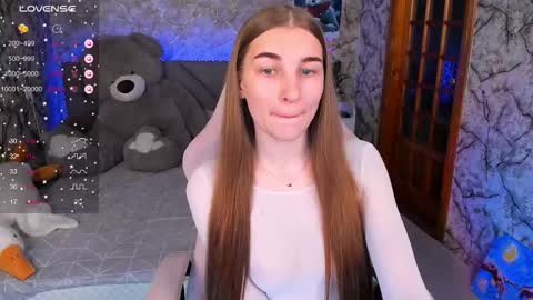 Snapshot of _flowersweet_ chatting on 11/04/25, 12:37 Kate online show from 11/04/25, 12:37