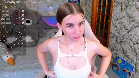 Snapshot of _flowersweet_ chatting on 11/24/25, 07:35 Kate online show from 11/24/25, 07:35