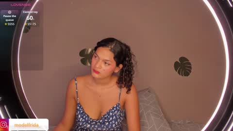Frida online show from 10/04/25, 01:42