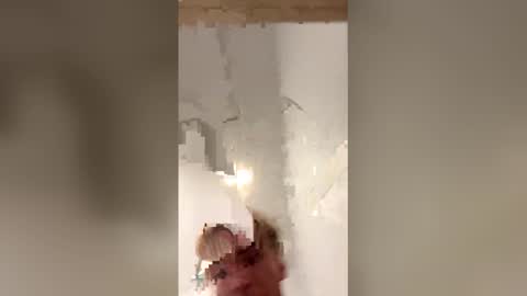 _frosty_69 online show from 04/19/26, 04:50