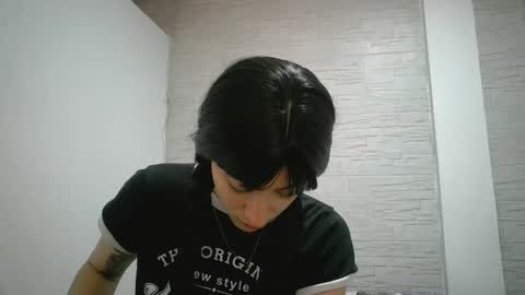 Mia-foster online show from 11/11/25, 07:25