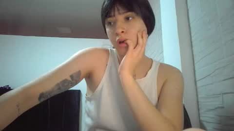 Mia-foster online show from 12/20/25, 04:47