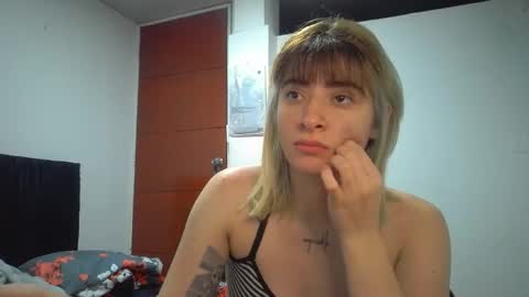 Mia-foster online show from 04/04/26, 02:32