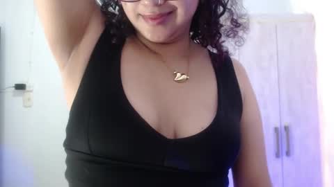 Snapshot of _gia_dior chatting on 10/29/25, 12:07 Gia Independent model online show from 10/29/25, 12:07