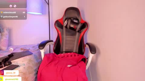 Snapshot of _giovaa_ chatting on 01/31/25, 10:10 G I O V A online show from 01/31/25, 10:10