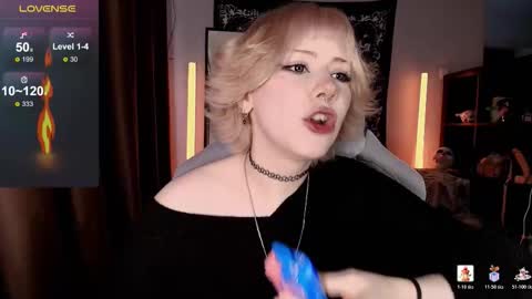 Tori online show from 02/03/26, 06:22