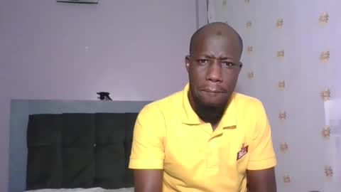 Snapshot of _hairlyboy chatting on 10/17/25, 02:15 _hairlyboy online show from 10/17/25, 02:15