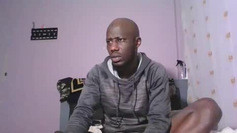 Snapshot of _hairlyboy chatting on 11/16/25, 09:42 _hairlyboy online show from 11/16/25, 09:42