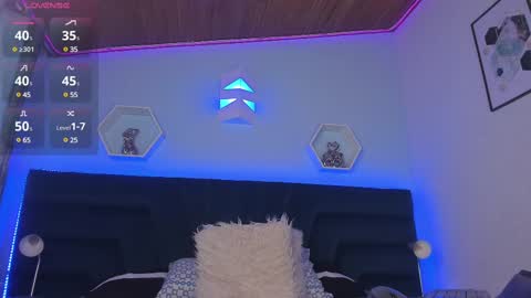 Snapshot of _hairybeard_ chatting on 02/28/25, 05:15 Mathews online show from 02/28/25, 05:15