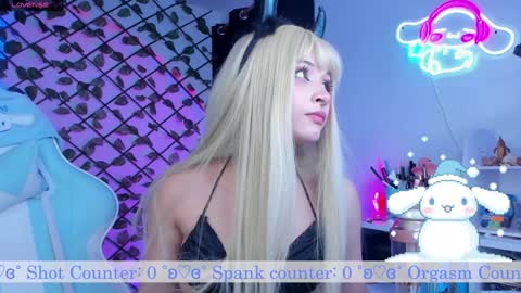 Snapshot of _heavenly_blue_ chatting on 12/14/24, 04:56 Bluey online show from 12/14/24, 04:56