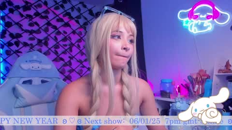 Snapshot of _heavenly_blue_ chatting on 01/06/25, 08:24 Bluey online show from 01/06/25, 08:24