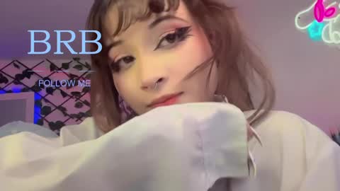 Snapshot of _heavenly_blue_ chatting on 01/11/25, 08:11 Bluey online show from 01/11/25, 08:11