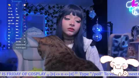 Snapshot of _heavenly_blue_ chatting on 10/25/25, 12:29 Bluey online show from 10/25/25, 12:29