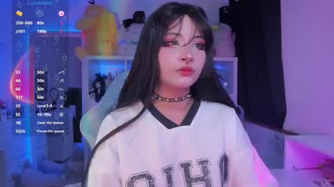 Snapshot of _heavenly_blue_ chatting on 12/17/25, 04:18 Bluey online show from 12/17/25, 04:18