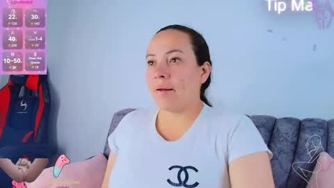 Snapshot of _honey1_ chatting on 10/04/25, 12:47 Honey online show from 10/04/25, 12:47