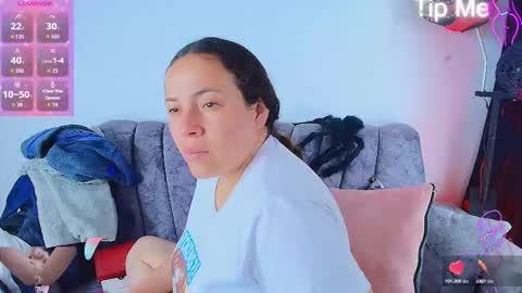 Snapshot of _honey1_ chatting on 10/24/25, 06:48 Honey online show from 10/24/25, 06:48