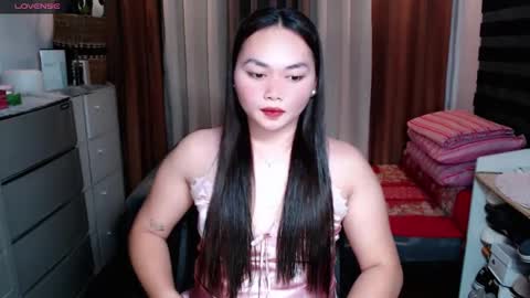 Snapshot of _hornygoddess_ chatting on 02/25/25, 02:25 HORNY GODDESS online show from 02/25/25, 02:25