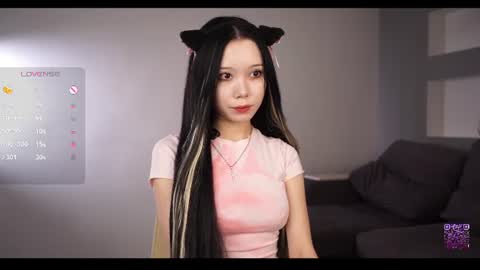 Snapshot of _in_the_end_ chatting on 06/26/26, 04:33 you Mia online show from 06/26/26, 04:33