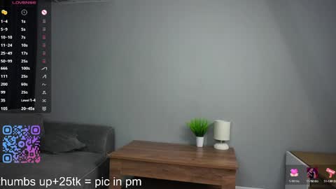 Snapshot of _inner_glow_ chatting on 06/06/26, 05:39 Emily online show from 06/06/26, 05:39