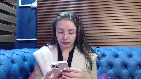 Isa online show from 01/25/25, 11:55