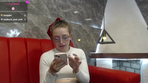 Isa online show from 03/06/25, 02:18