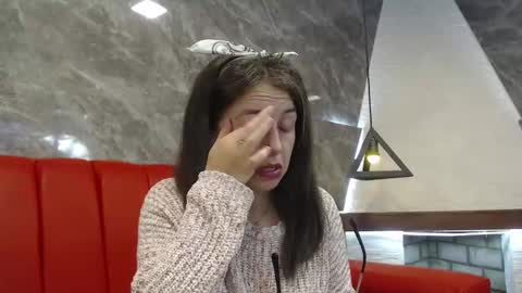 Isa online show from 03/09/25, 11:25