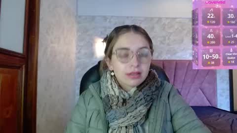 Isa online show from 10/17/25, 11:57