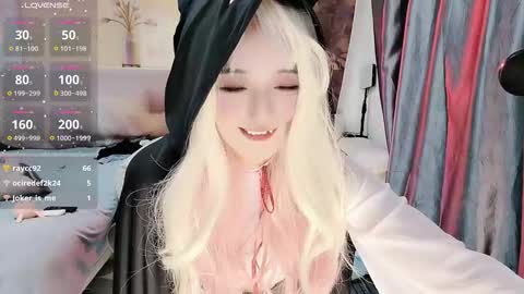 UU online show from 11/08/25, 12:16