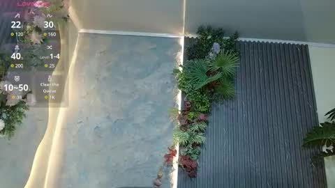 Annie online show from 11/22/25, 07:02