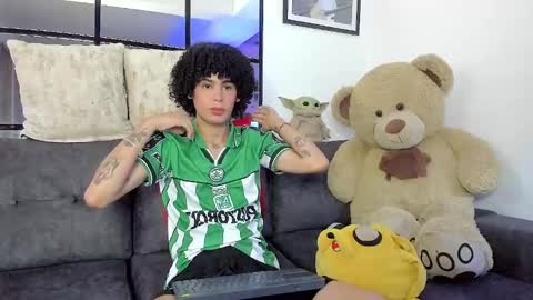 Snapshot of _jaay77 chatting on 01/19/25, 06:21 Jay online show from 01/19/25, 06:21