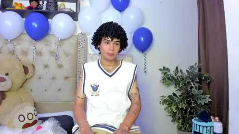 Snapshot of _jaay77 chatting on 02/09/25, 10:43 Jay online show from 02/09/25, 10:43