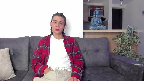 Snapshot of _jaay77 chatting on 02/19/25, 06:33 Jay online show from 02/19/25, 06:33