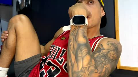 JACKTUZZI instagram online show from 12/31/24, 04:38