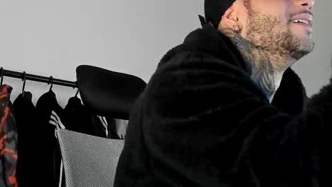 jeison online show from 12/04/25, 03:49