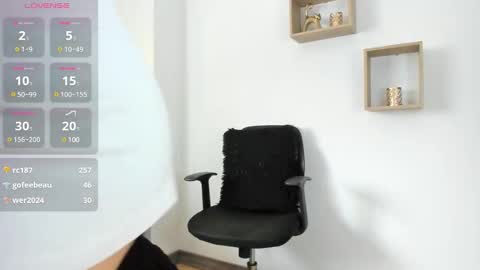 Jeniffer hot online show from 03/07/25, 05:38