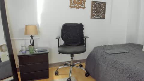 Jeniffer hot online show from 09/13/25, 03:34