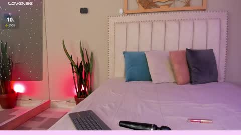 Snapshot of _jireh33_ chatting on 02/26/25, 10:42 online show from 02/26/25, 10:42