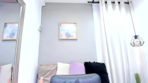 Snapshot of _jireh33_ chatting on 06/07/26, 05:49 online show from 06/07/26, 05:49
