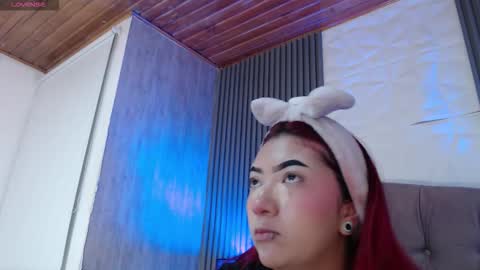 Mia online show from 12/19/25, 12:34