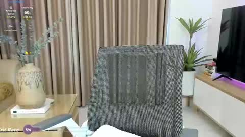 _joliie_ online show from 09/21/25, 12:12