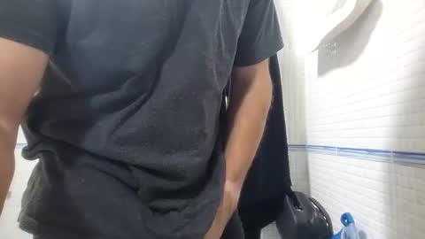 Snapshot of _julian_69 chatting on 10/09/25, 10:24 Jonnhy online show from 10/09/25, 10:24