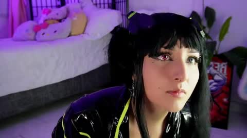 JULIANA online show from 05/24/26, 08:25