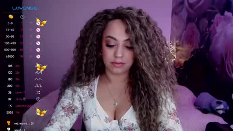 _just_a_queen_3 online show from 12/03/24, 06:28