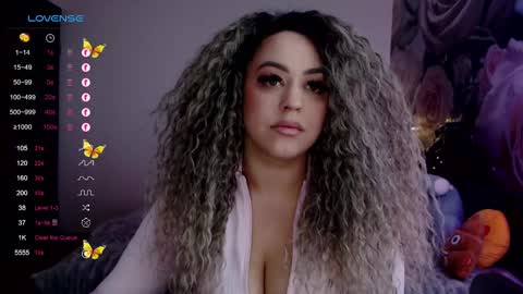 _just_a_queen_3 online show from 02/24/25, 06:15